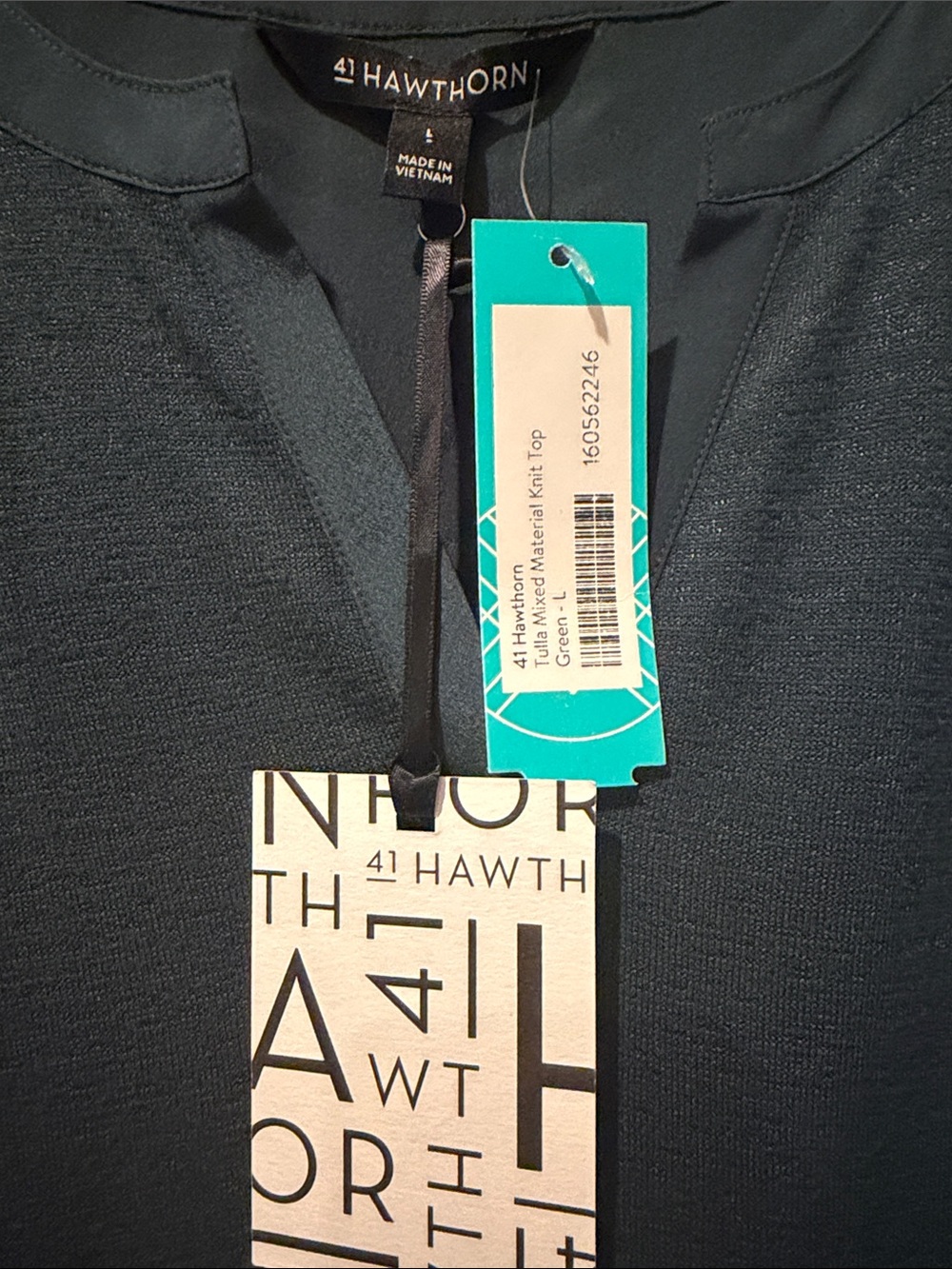 41 Hawthorn Split-Neck Long Sleeve Top - Picture 2 of 3